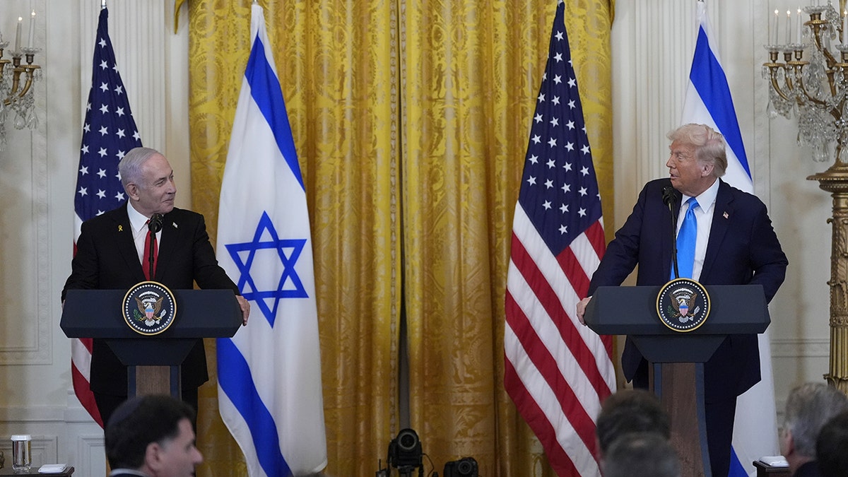 Israeli official talks resuming war in Gaza, thanks Trump for support ...