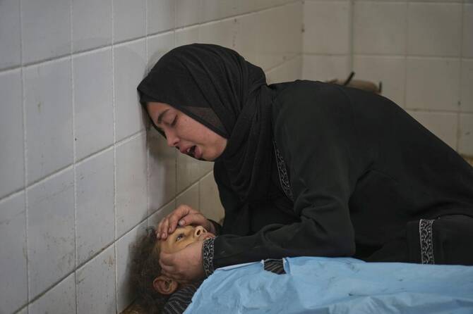 UN reports nearly 800 deaths near Gaza aid hubs in six weeks